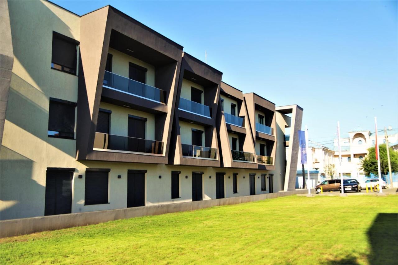 تيشيرغيول Enjoy Life Apartments المظهر الخارجي الصورة