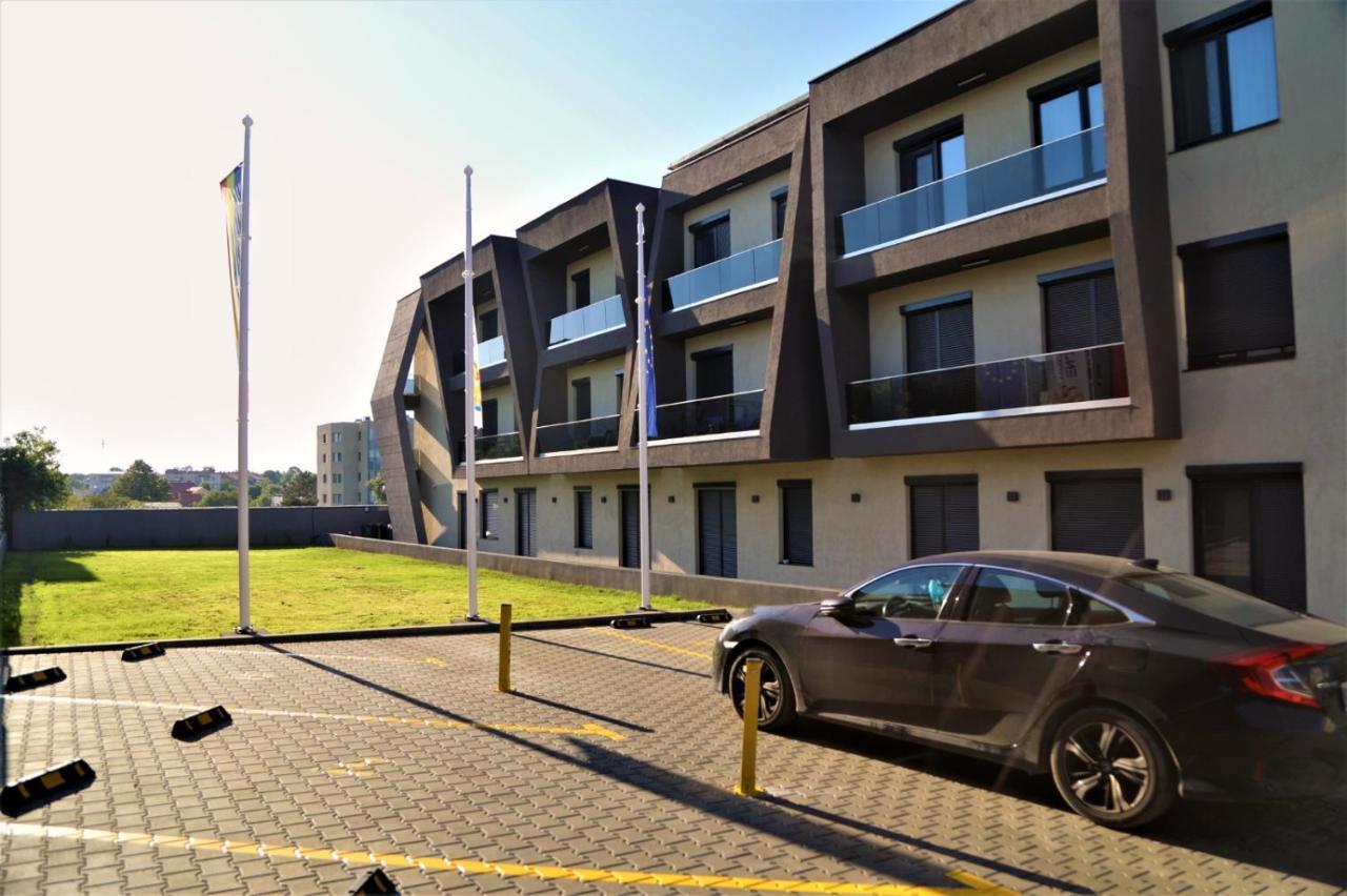 تيشيرغيول Enjoy Life Apartments المظهر الخارجي الصورة